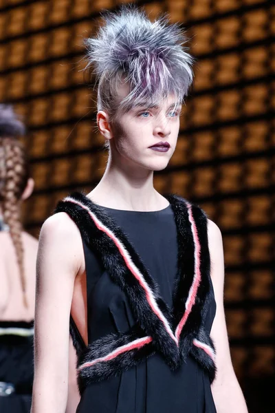Look 102